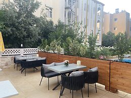 Serenity Suit Hotel