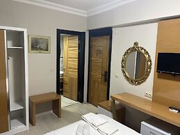 Serenity Suit Hotel