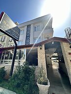 Serenity Suit Hotel
