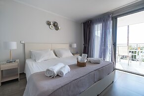 La Luna Hotel
