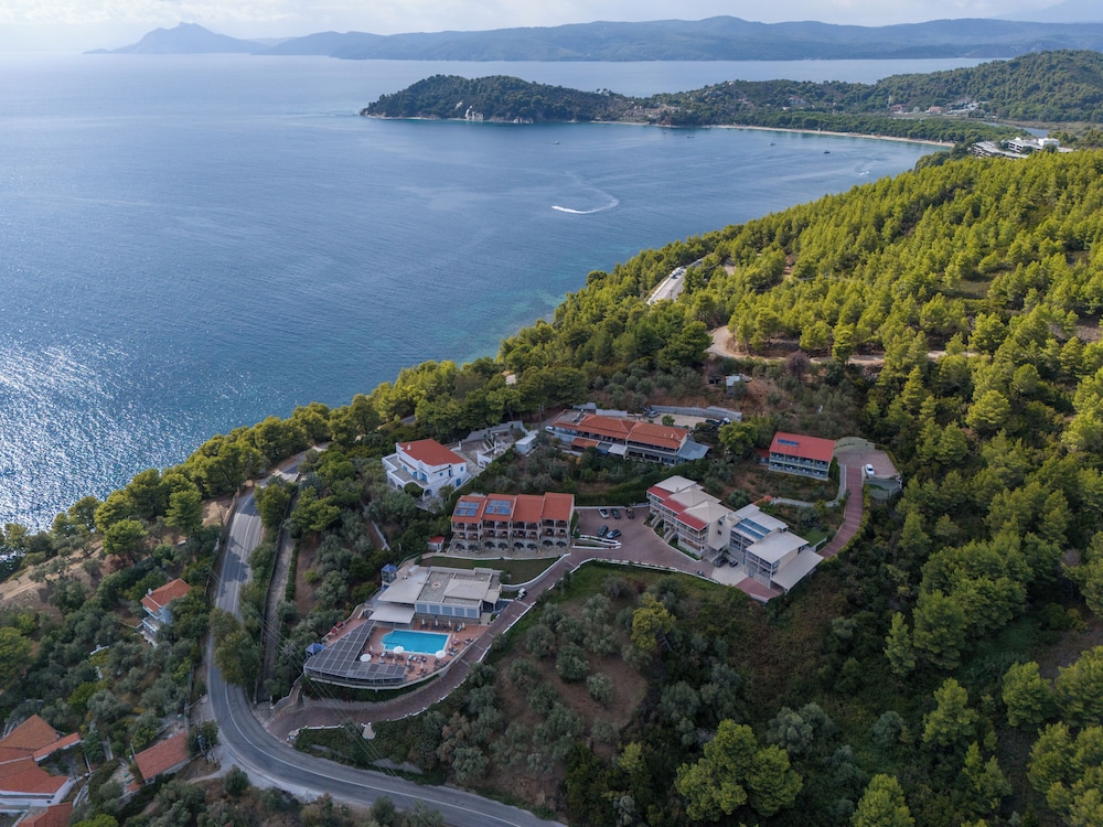 La Luna Hotel