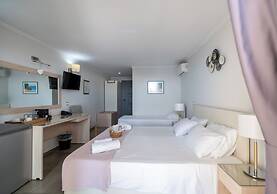 La Luna Hotel