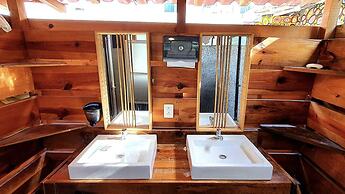 Wabi Hostel