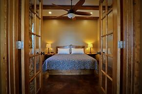 Baycrest Lodge