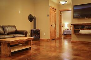 Baycrest Lodge