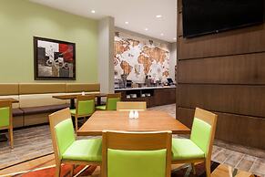 Wyndham Garden Edmonton Airport
