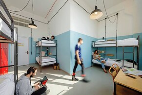 Fabrika Hostel & Suites - Hostel