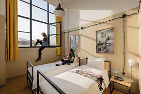 Fabrika Hostel & Suites - Hostel