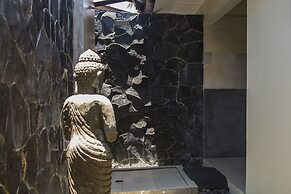 Mimpi Nyata Villa & Dive Center