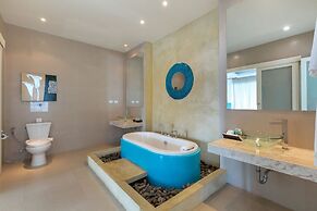 Amala Grand Bleu Resort Hilltops