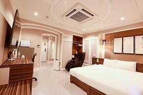 Hotel 88 Shinsaibashi