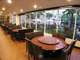 Moon Villa