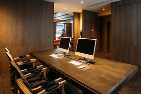 Mega Hotel