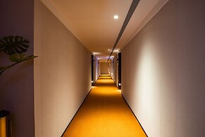 Mega Hotel