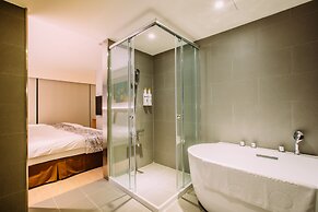 Mega Hotel