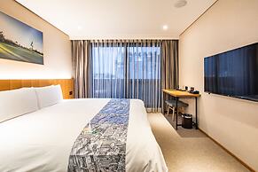 Mega Hotel