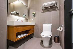 Mega Hotel
