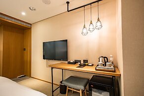 Mega Hotel