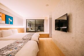 Mega Hotel