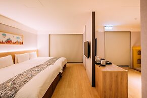 Mega Hotel