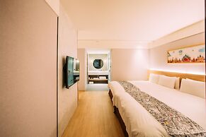 Mega Hotel