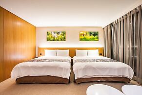 Mega Hotel