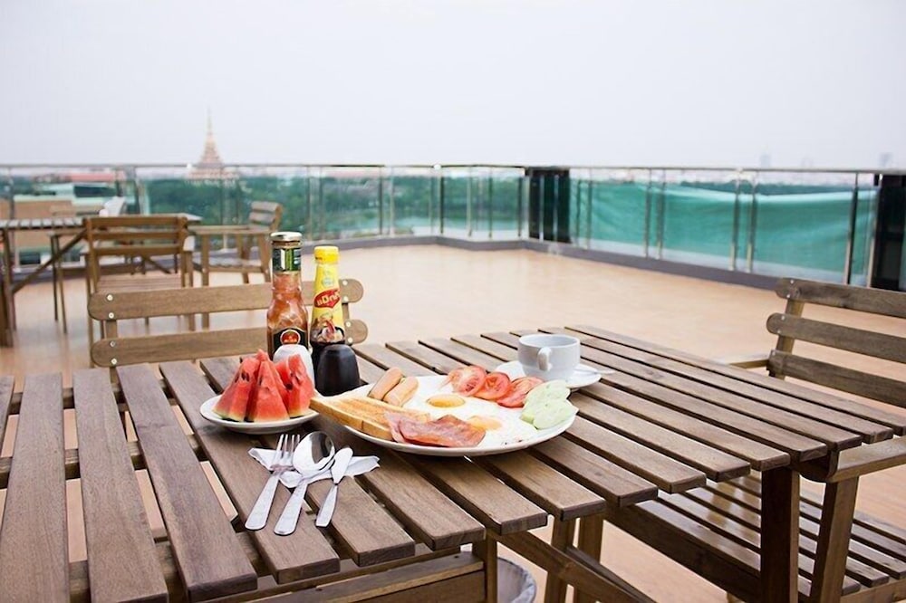 Ingtara Hotel