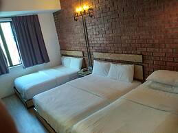 Brick Box Hotel