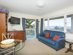Mangawhai Lodge