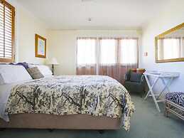 Mangawhai Lodge