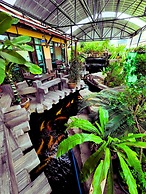 Rayong Lanna Hotel