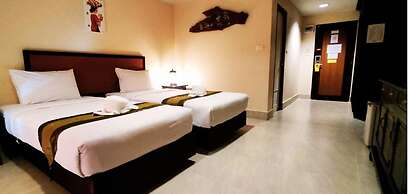 Rayong Lanna Hotel