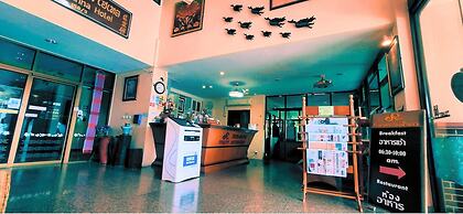 Rayong Lanna Hotel