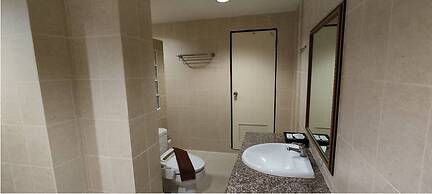 Rayong Lanna Hotel