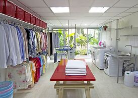 Caza V1 Serviced Apartment