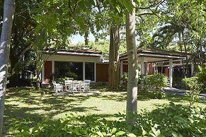 Villa Navin Resort