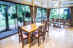 Villa Navin Resort