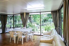 Villa Navin Resort
