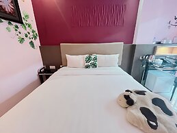 Verse Lite Hotel Gajah Mada