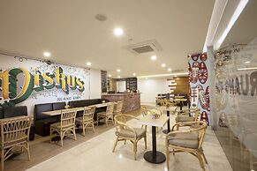 Verse Lite Hotel Gajah Mada