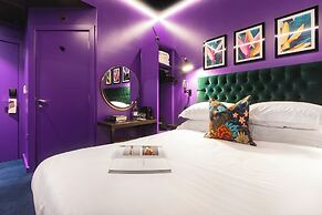 Hux Hotel