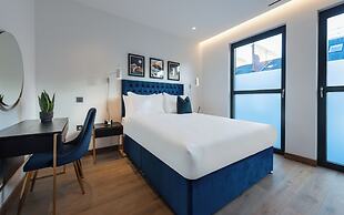 Hux Hotel