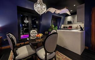 Hux Hotel