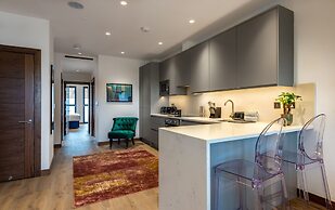 Hux Hotel