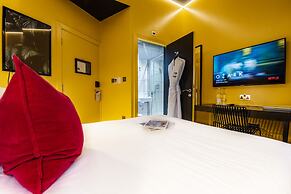 Hux Hotel