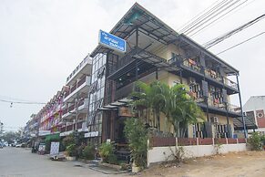 Baan Taklom Chomtalay