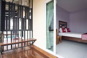 Baan Taklom Chomtalay