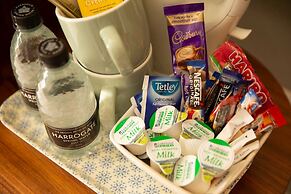 The Queens Head Hotel Self Check In