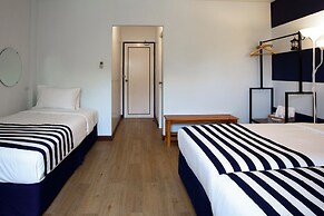 Nautical Home & Seashell House B&B