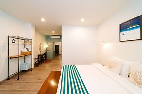 Nautical Home & Seashell House B&B